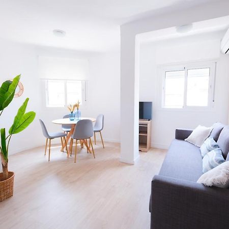 Lovely Apartment マラガ エクステリア 写真