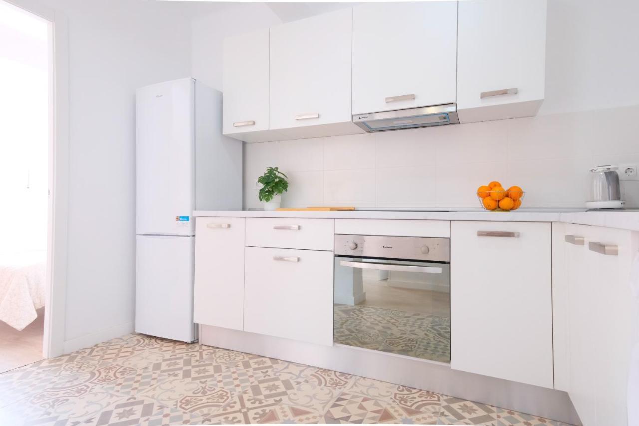 Lovely Apartment マラガ エクステリア 写真