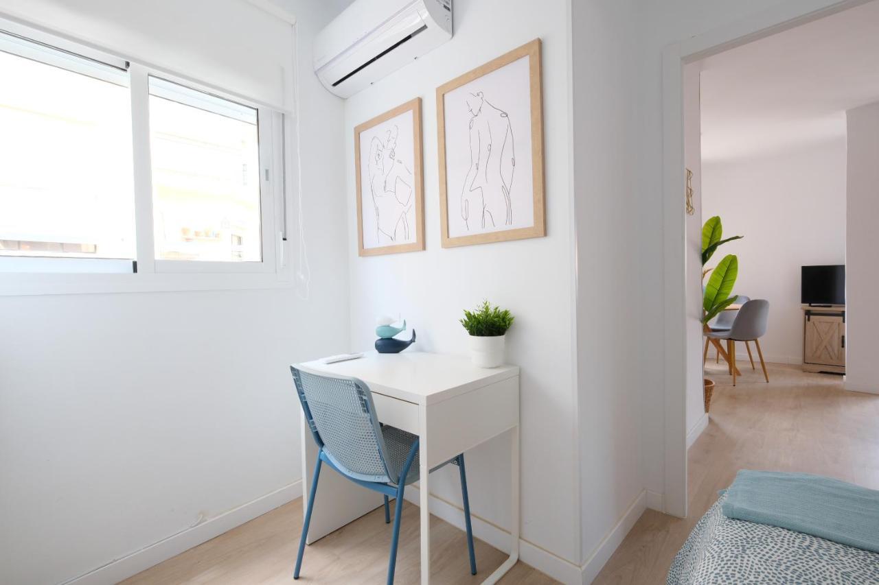 Lovely Apartment マラガ エクステリア 写真