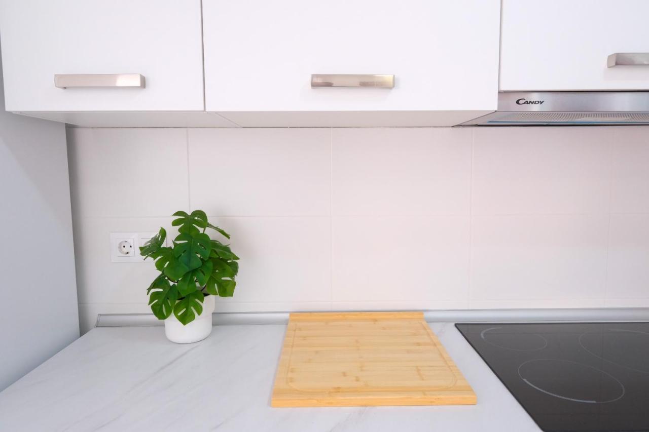 Lovely Apartment マラガ エクステリア 写真